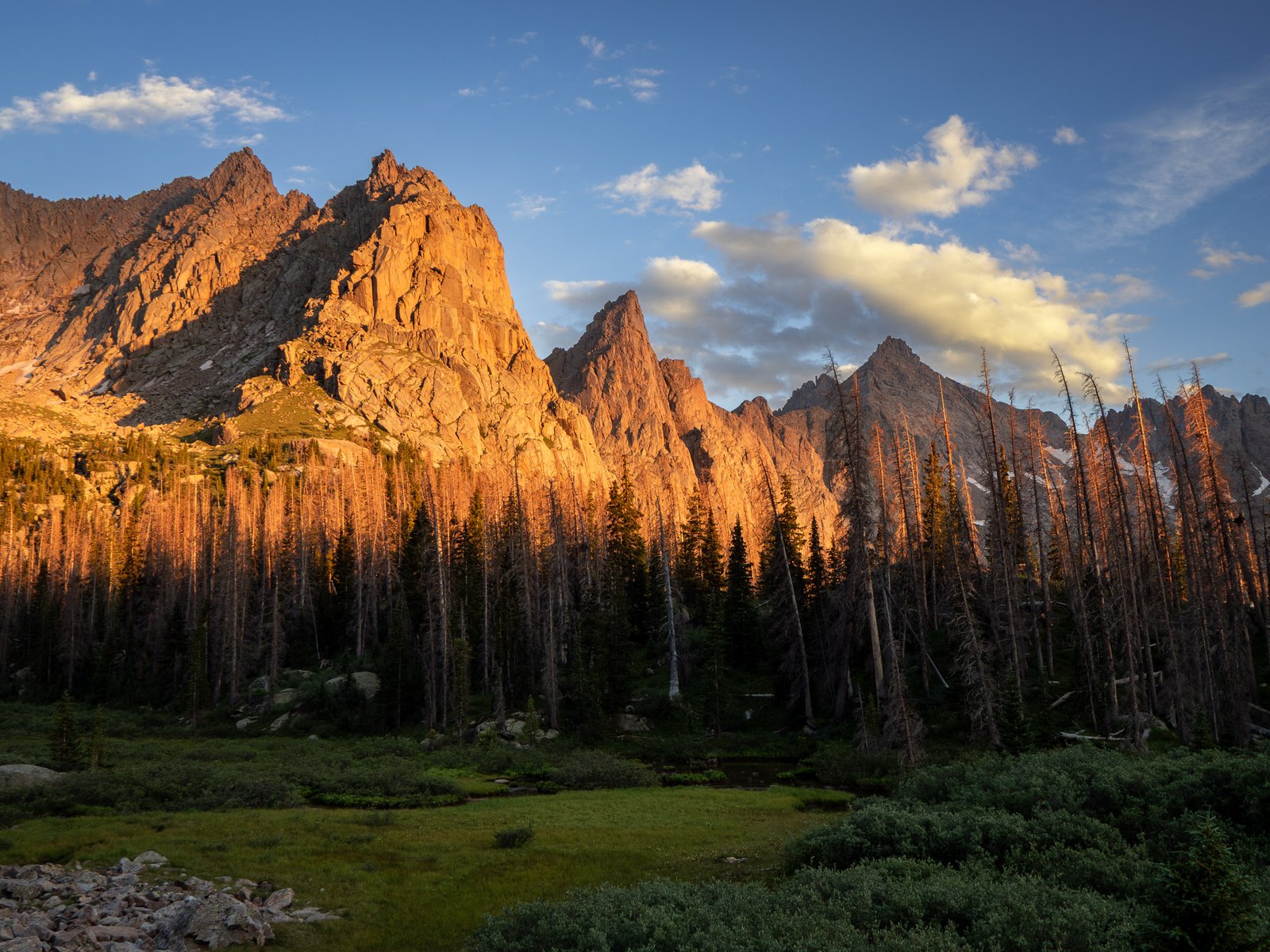 Ruby Basin Jagged Vestal Loop 2024